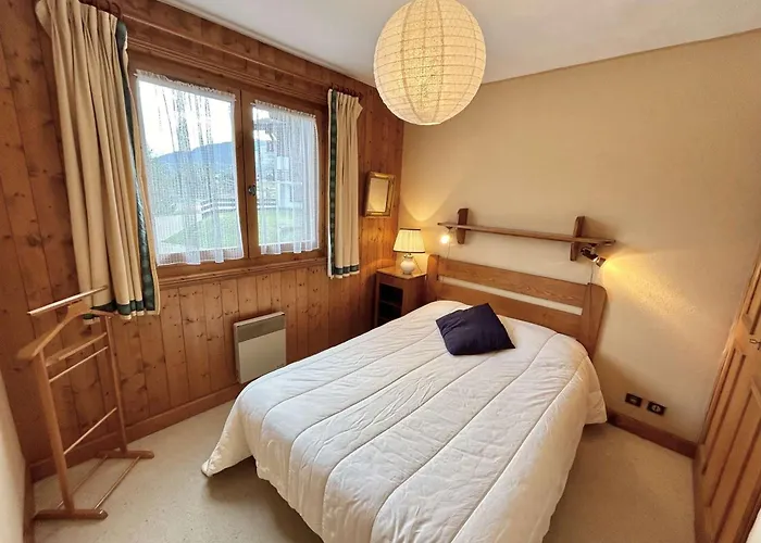 4 Pieces + - 8 Couchages Avec Jardin Et Terrasse - - Fr-1-597-22 *